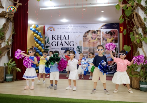 KHAI GIẢNG NĂM HỌC MỚI 2026 - 2027 TIY 5 MASHUP I LIKE TO MOVE IT AND DAI DAI