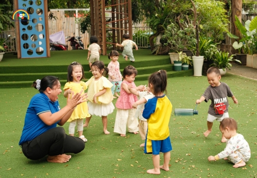 CÓ MỘT LỚP HỌC RỘNG LỚN MANG TÊN… SÂN VƯỜN